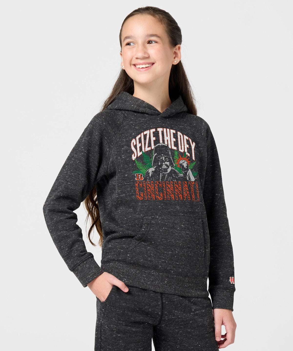 Youth Star Wars x Cincinnati Bengals Dark Side Hoodie product image 3